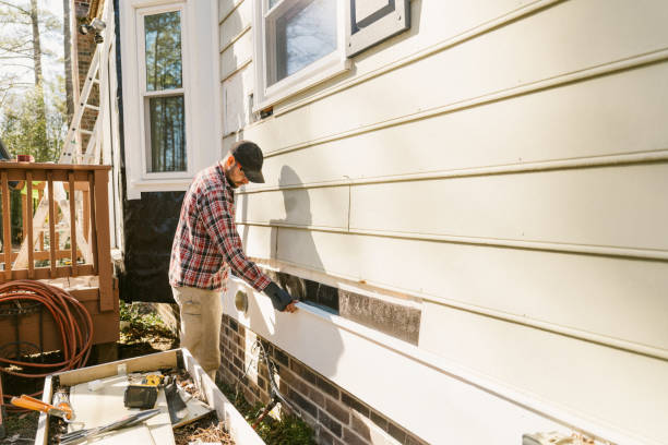 Top rated local Storm Damage Siding Repair specialists in West Islip, NY